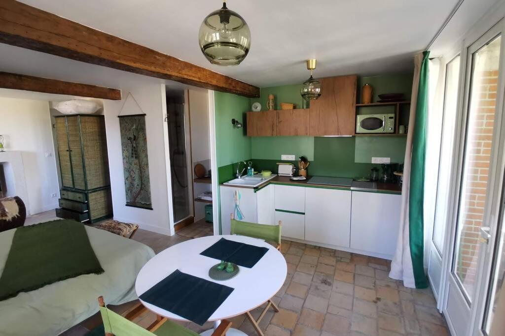 Amalouyse Studio De Charme Au Coeur Des Chateaux De Loire Montlouis-sur-Loire Eksteriør bilde